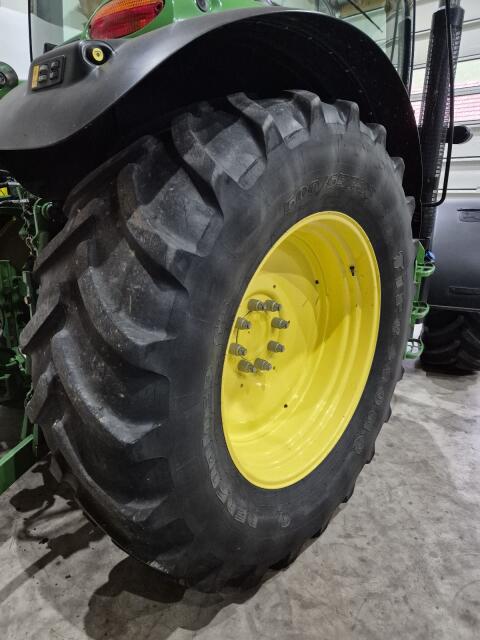 John Deere Kompletträder 600/65 R38, 540/65 R24