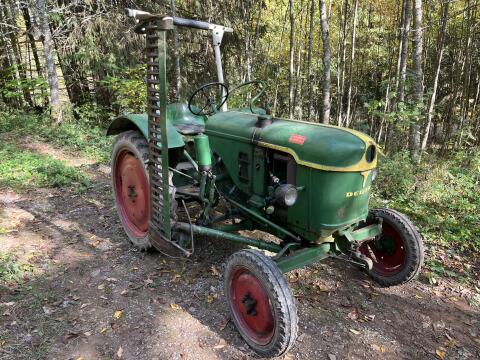 Deutz F1L612 Oldtimer-Traktor, Bauernschlepper mit Mähbalken
