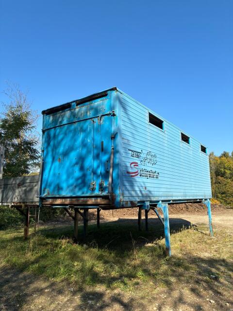 Container