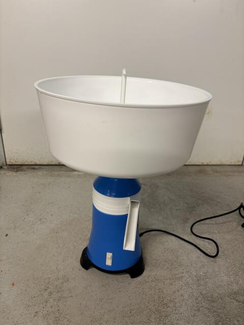 Milchzentrifuge