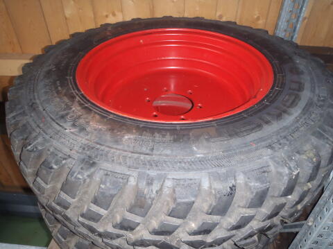 Kompletträder 340/80 R 24