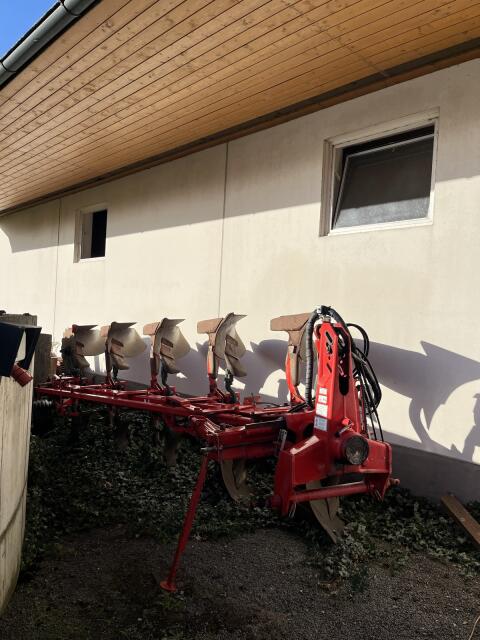 Vogel und Noot 5-Schar Pflug plus XS 1.050 Vario