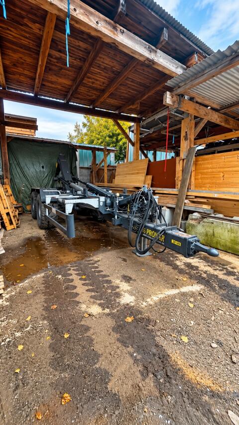 Pronar T286 Hakenlift-Abroller T 286