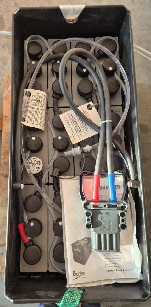 Hawker Batterie neu