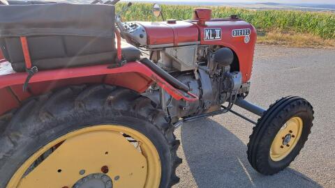 Steyr Traktor T84 (18er)