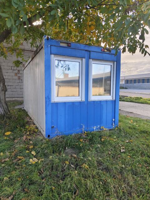 Container