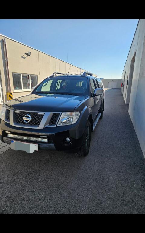 Nissan Navara NP300