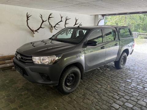 Kaufe alle Pick-ups und Geländewagen, auch defekt: Hilux, L200