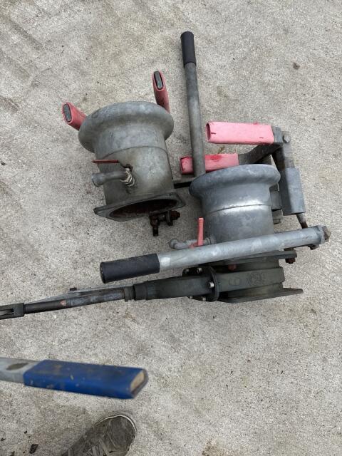Güllefassanschluss Perrot-System, Messingschieber 6''