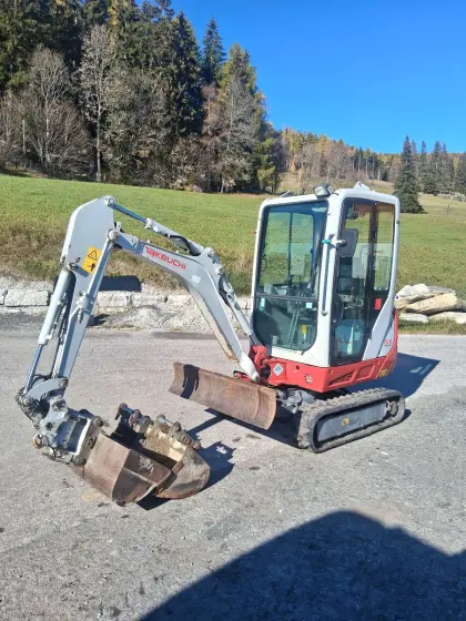 Takeuchi TB 216