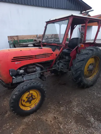 Steyr 190 mit Pflug