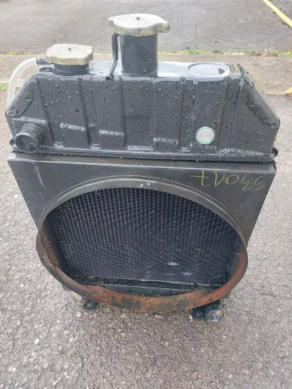 Kühler für Steyr 8080