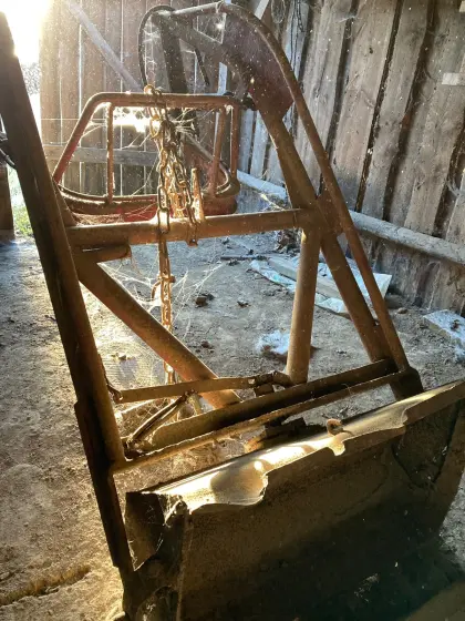 Frontlader Alö mit Mistgabel von Ferguson 35X