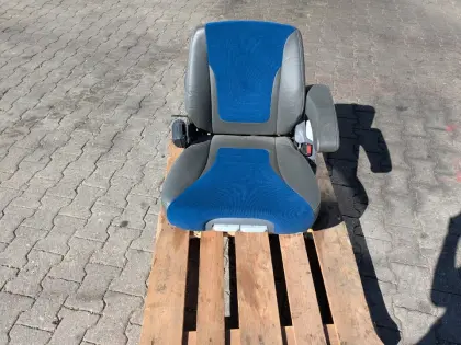Fahrersitz Grammer 48176466 New Holland gebraucht, MSG95AL741
