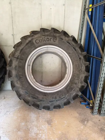 Zwillingsreifen 650/65 R38