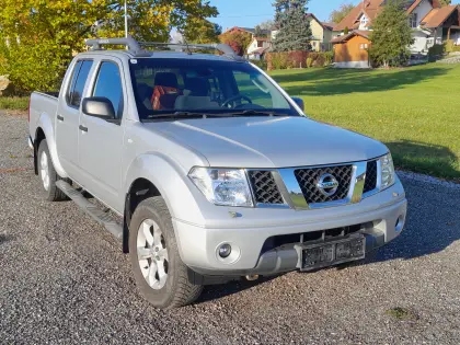 Nissan Navara Geländewagen Offroad Jeep
