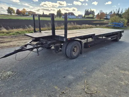 Schwarzmüller Tieflader mit Rampen