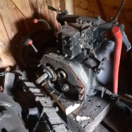 Steyr T180 Motor, Getriebe, Achse