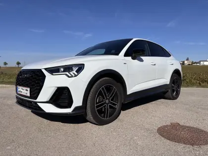 Audi Q3 Sportback S-Line AHK