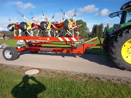 Kreiselheuer Pöttinger HIT HT 13120