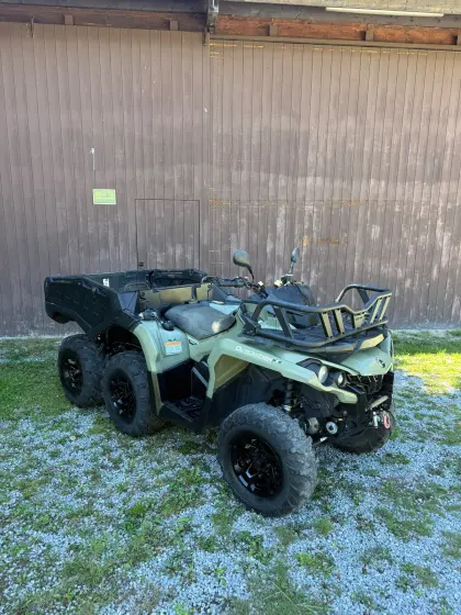 Can-Am Outlander 1.000 6x6