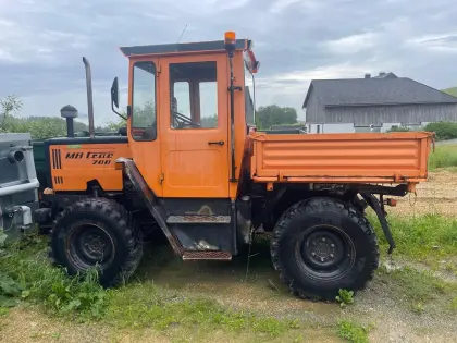 MB Trac 700