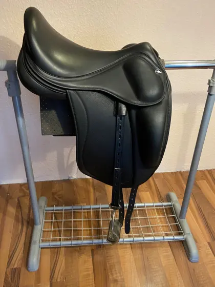 Sattel Eques X, 17,5 Zoll