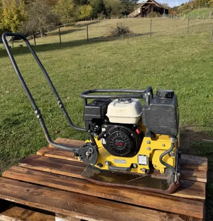 Rüttelplatte Bomag BVP 18/45