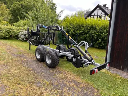 Reil & Eichinger RE2 Plus / 4.000 Rückewagen