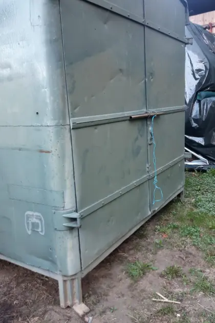 Container