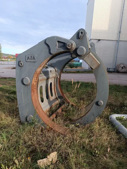 Holzgreifer, Holzzange, Rundholzgreifer, Stammgreifer