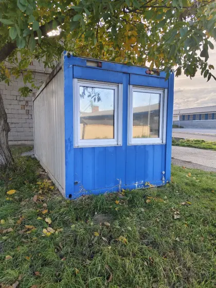Container