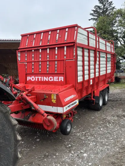 Pöttinger Ladeprofi 3