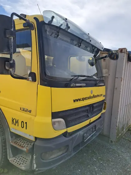 Brock Kehrtechnik GmbH Mercedes-Benz Arocs 1324