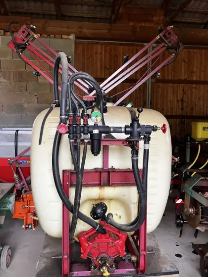 Hardi Feldspritze 600 l 10 m