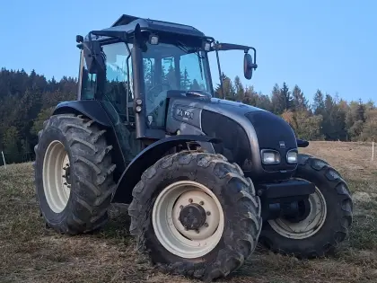 Valtra A85