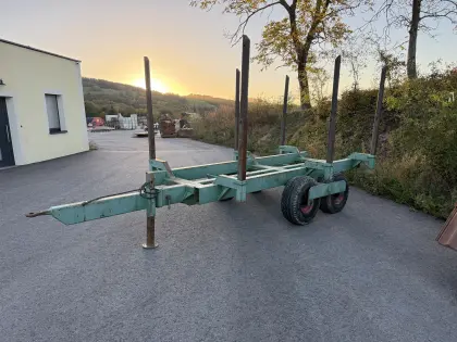 Rungenanhänger Tieflader