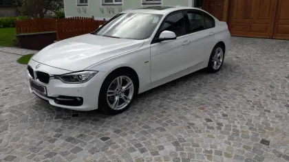 BMW 3er-Reihe 318d Lim. Sport Line F30