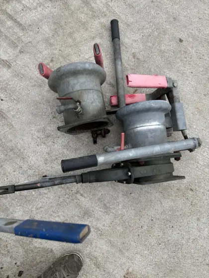 Güllefassanschluss Perrot-System, Messingschieber 6''