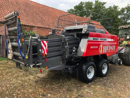 Quaderballenpresse MF 2270XD