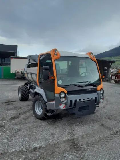Lindner Unitrac 102 L