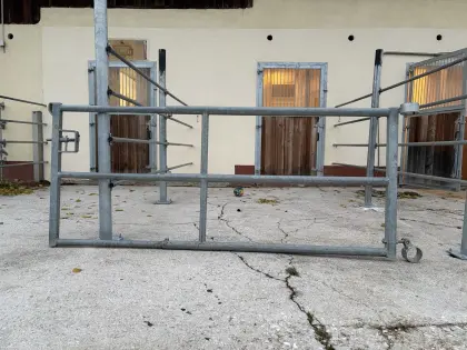 2 massive Paddock-, Weidezauntore