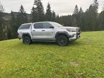 Toyota Hilux Invincible