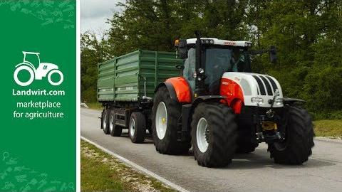 Bauer Michael entdeckt die neuen STEYR Traktoren