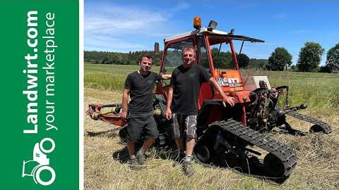 Mähen von Feuchtwiesen mit Kettenlaufwerk | landwirt.com