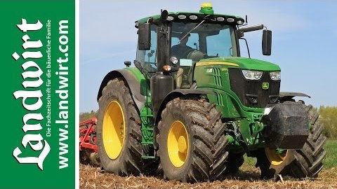 John Deere 6215R