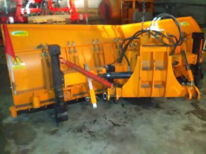 Bild 2:Schneepflug 3m