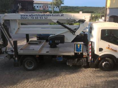 Bild 2:Arbeitsbühnenverleih