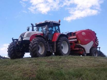 Bild 3:Traktor- / LKW-Fahrer gesucht