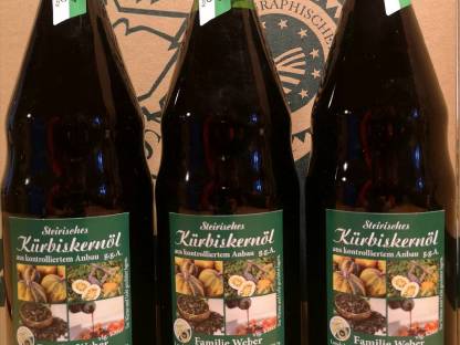 Bild 4:Steirisches Kürbiskernöl g. g. A